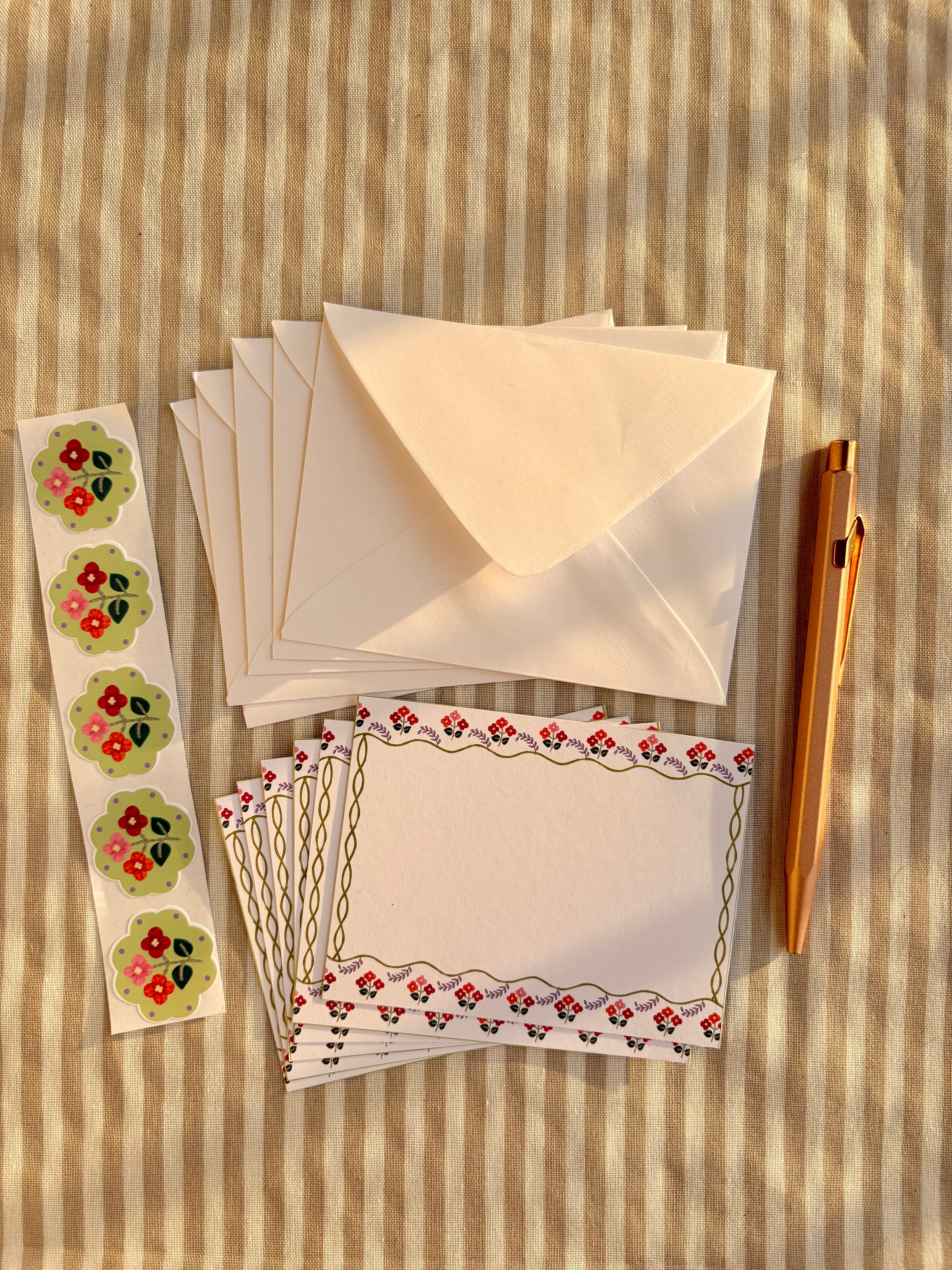 Bessie 3R Notecard Set
