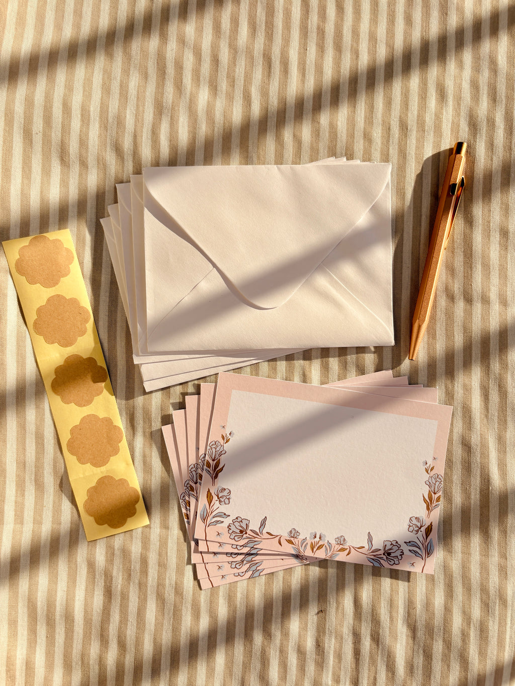 Delphinium 4R Notecard Set