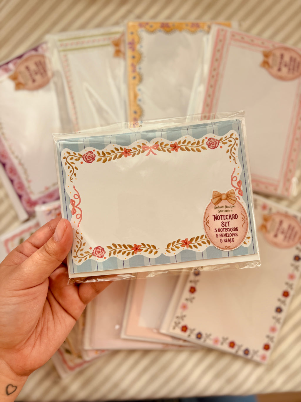 Juliet 4R Notecard Set