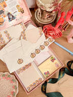 Delia 3R Notecard Set