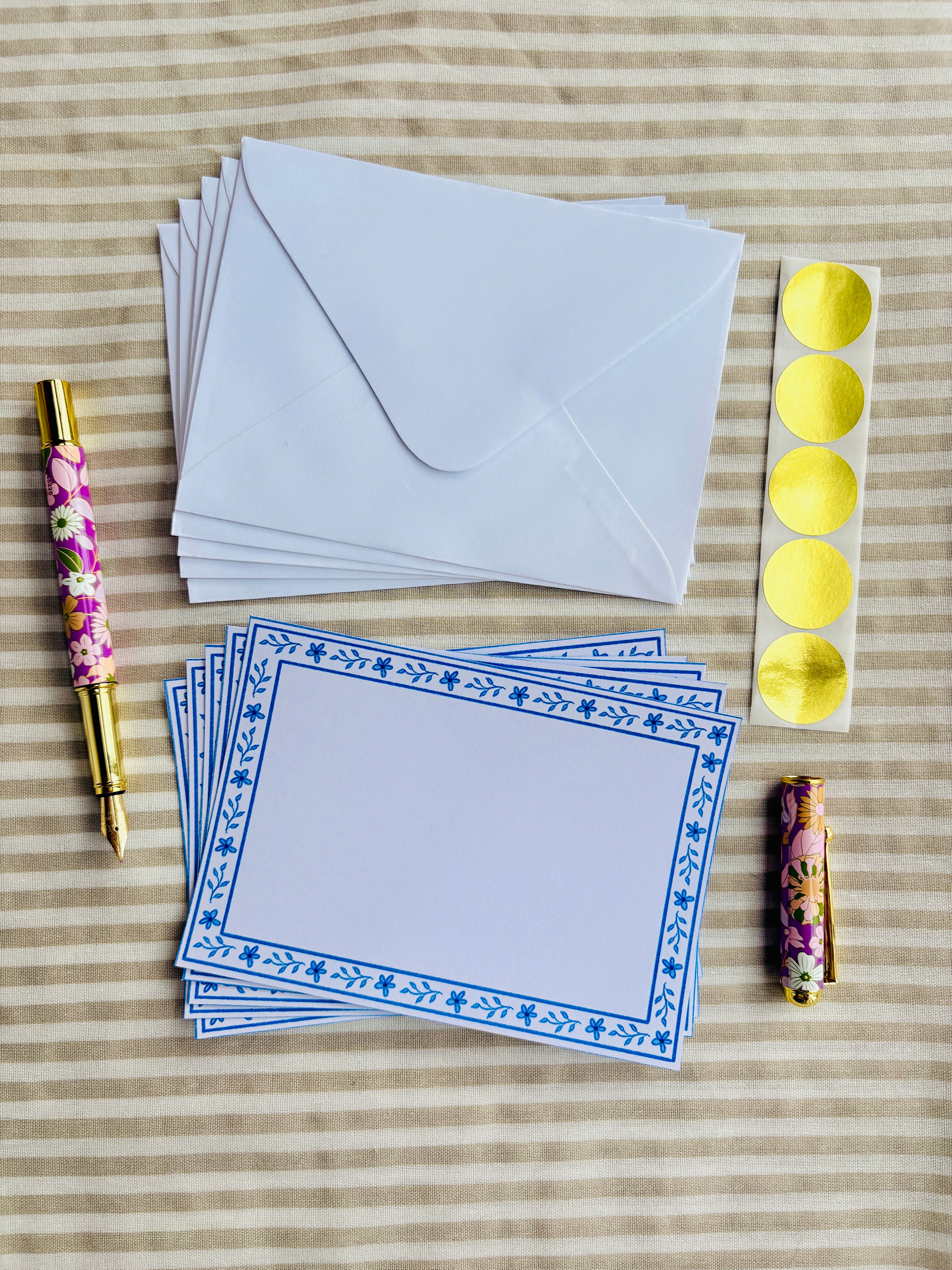Sophie 4R Notecard Set