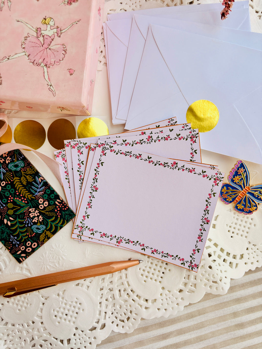 Anneliese 3R Notecard Set