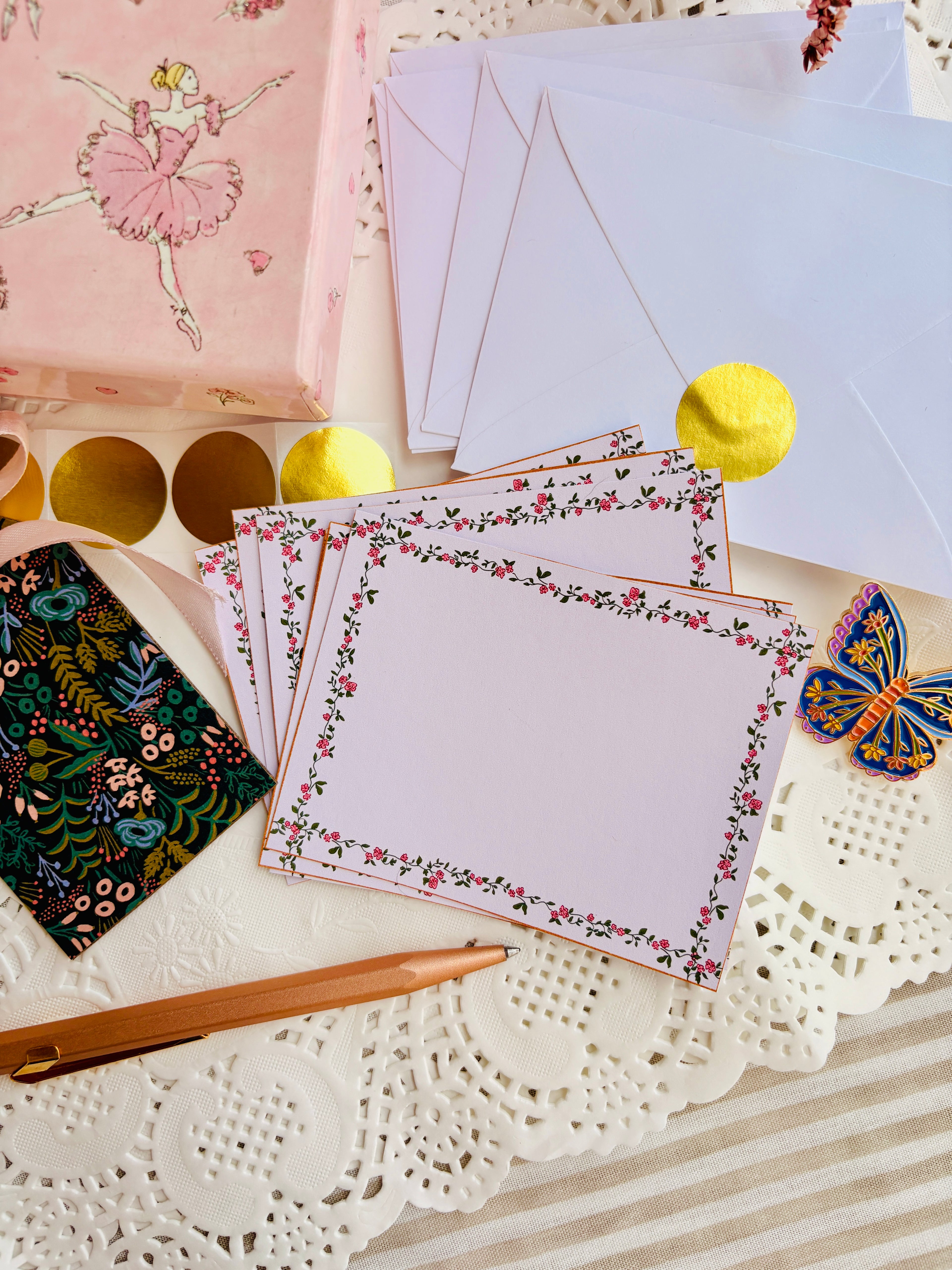 Anneliese 3R Notecard Set