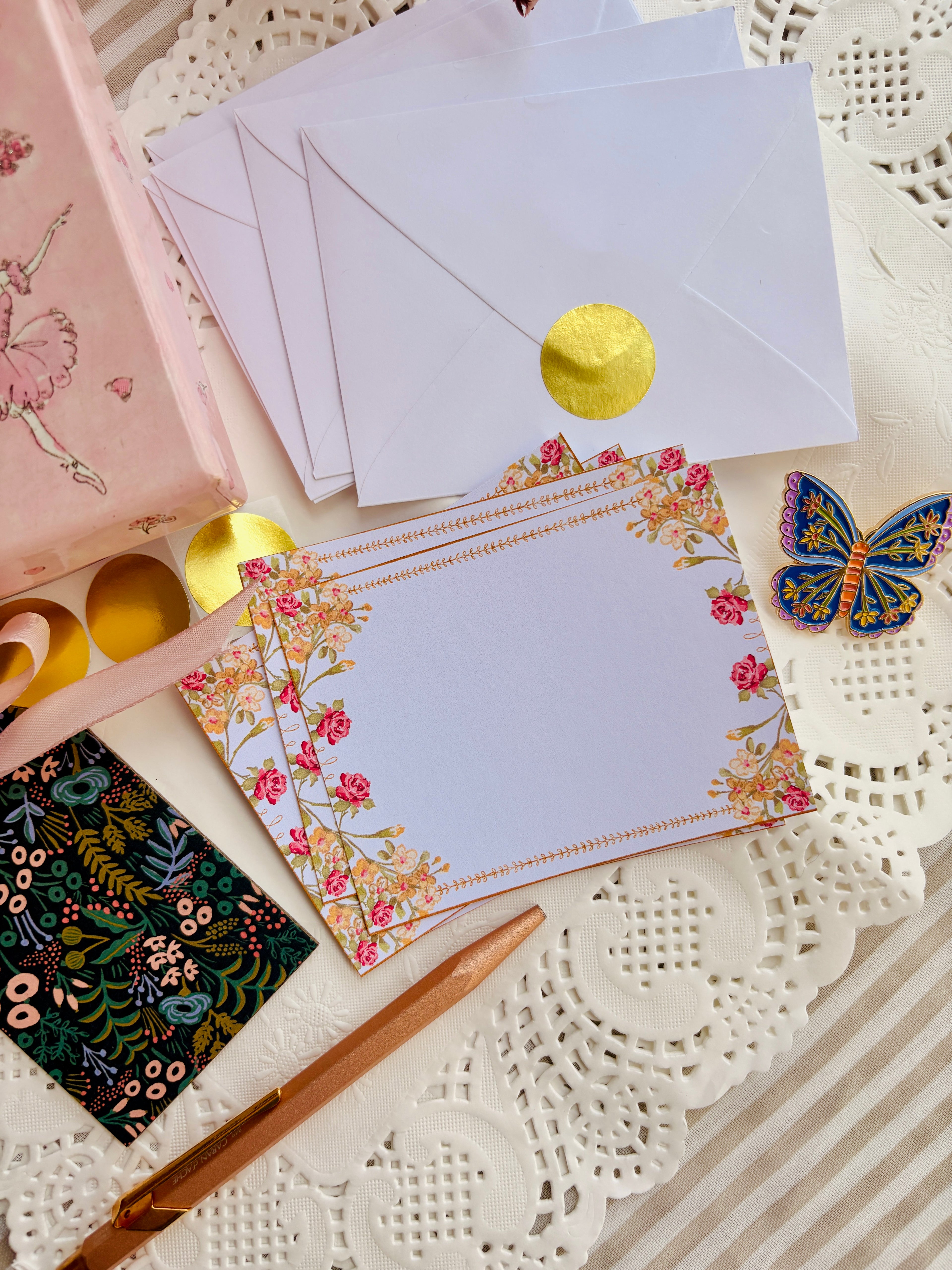 Genevieve 3R Notecard Set