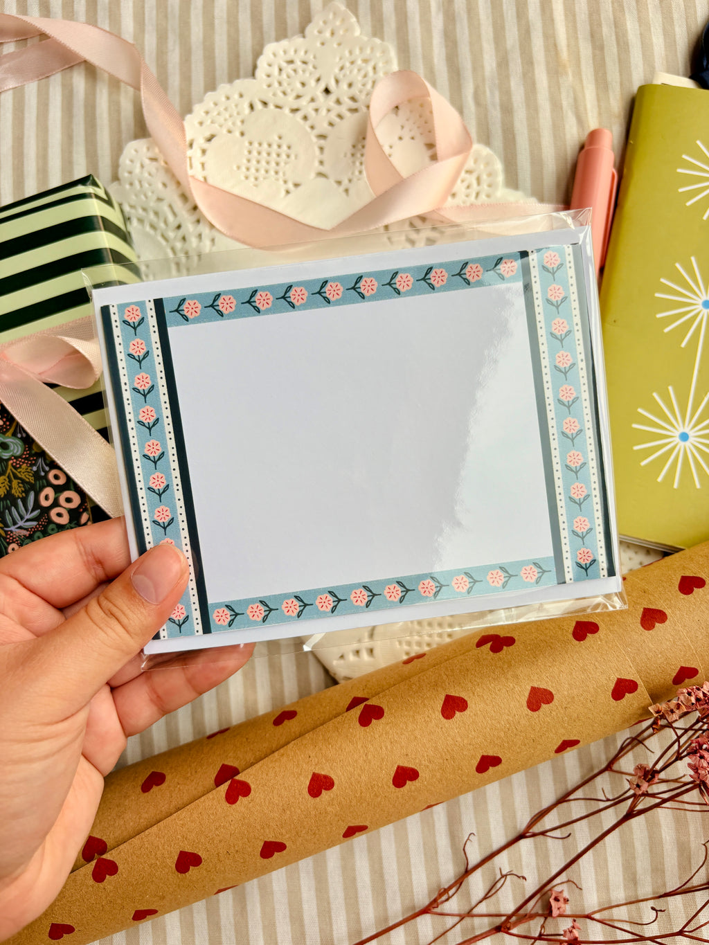 Mae 4R Notecard Set